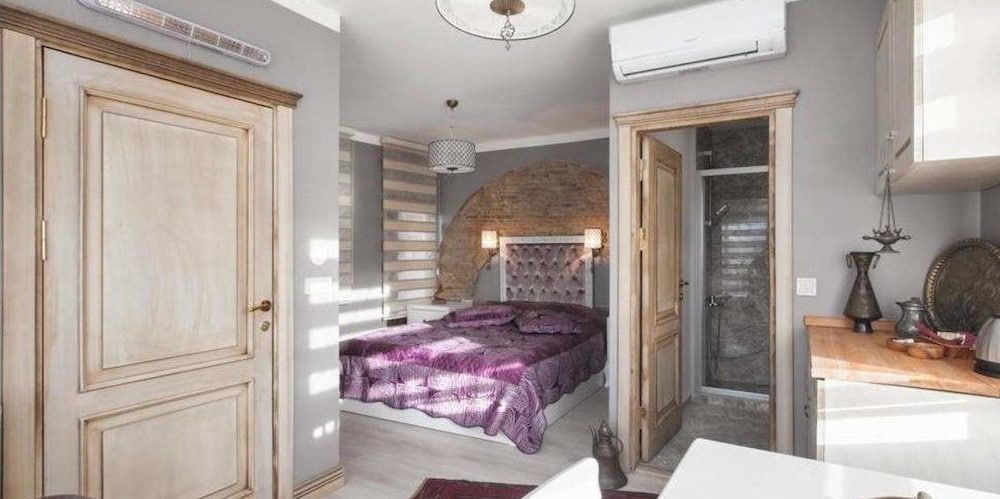 undefined Galatolia Suites 5