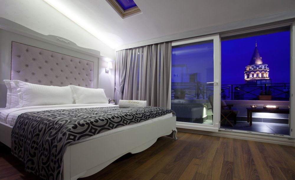 undefined Louis Appartements Galata 9