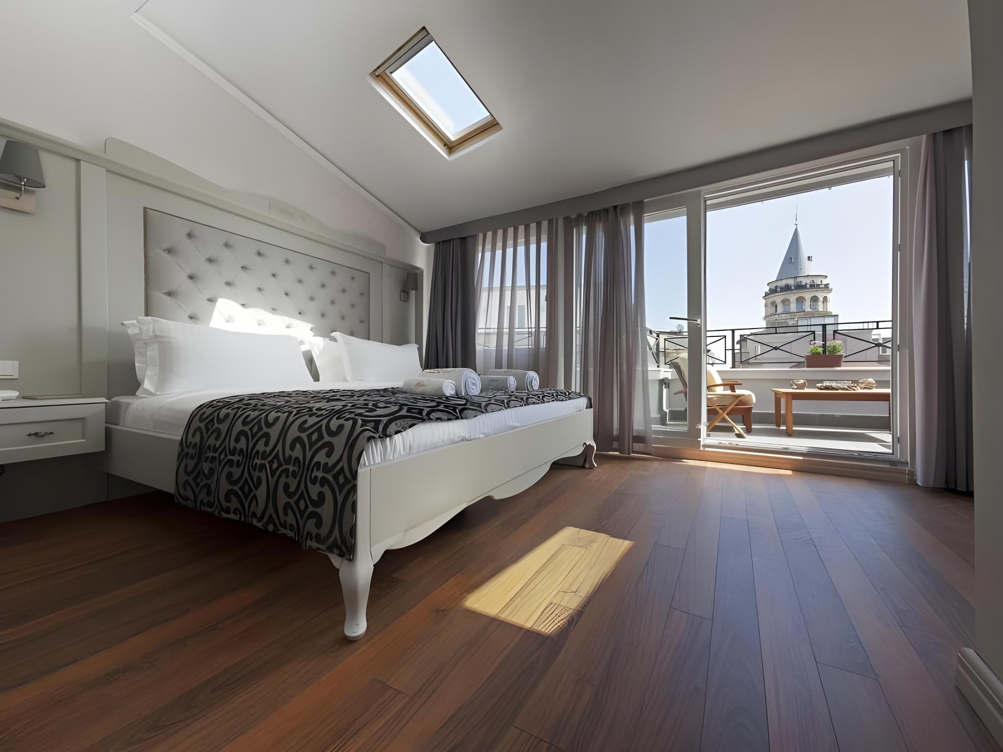 undefined Louis Appartements Galata 10