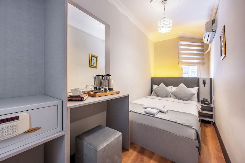 undefined Taksim Trust Hotel 4