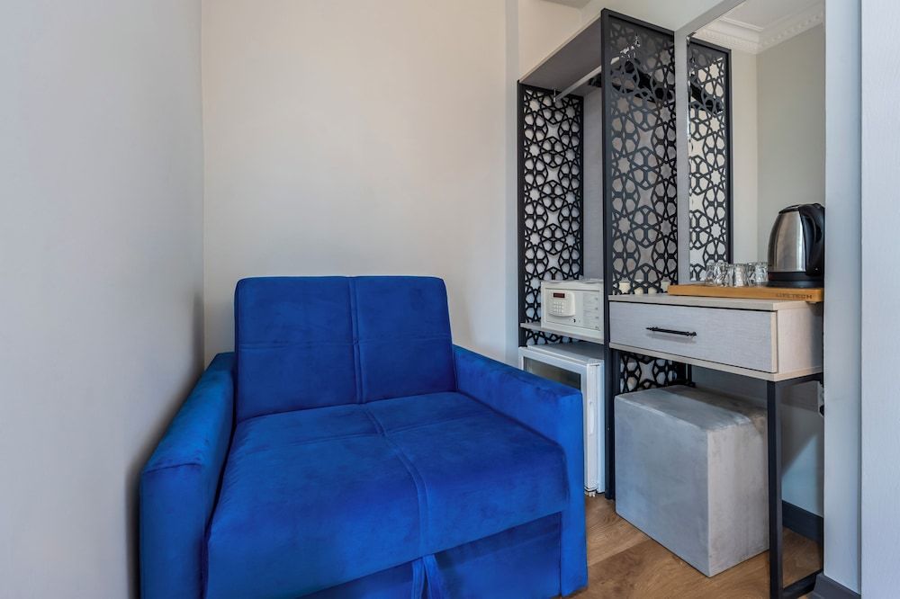 Taksim Trust Hotel Standard Quadruple Room 7