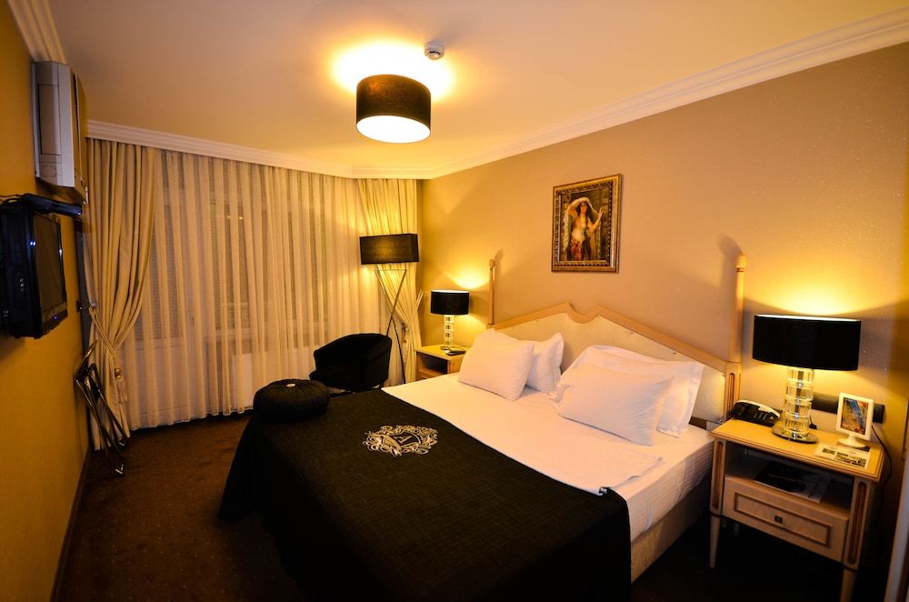 Ada Life Standard Double or Twin Room 2