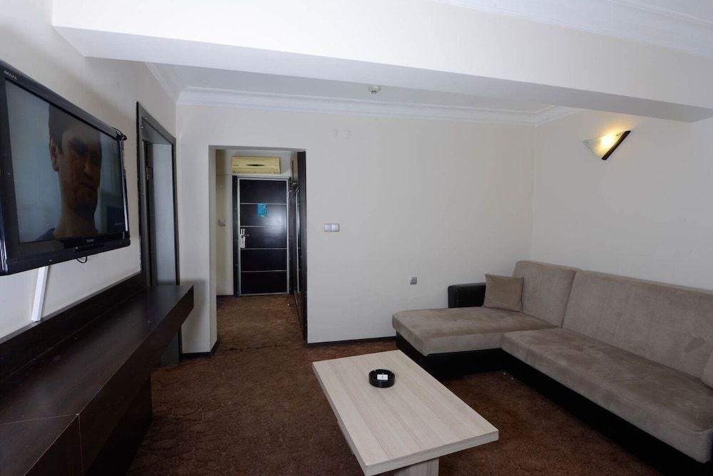 undefined Ismira Hotel 8