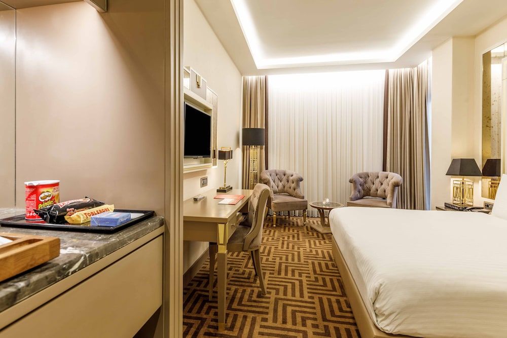 Economy Room