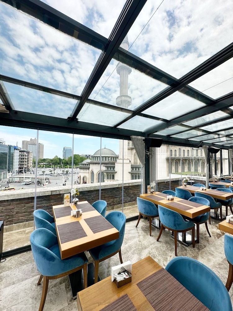 undefined Taksim Line Hotel 4