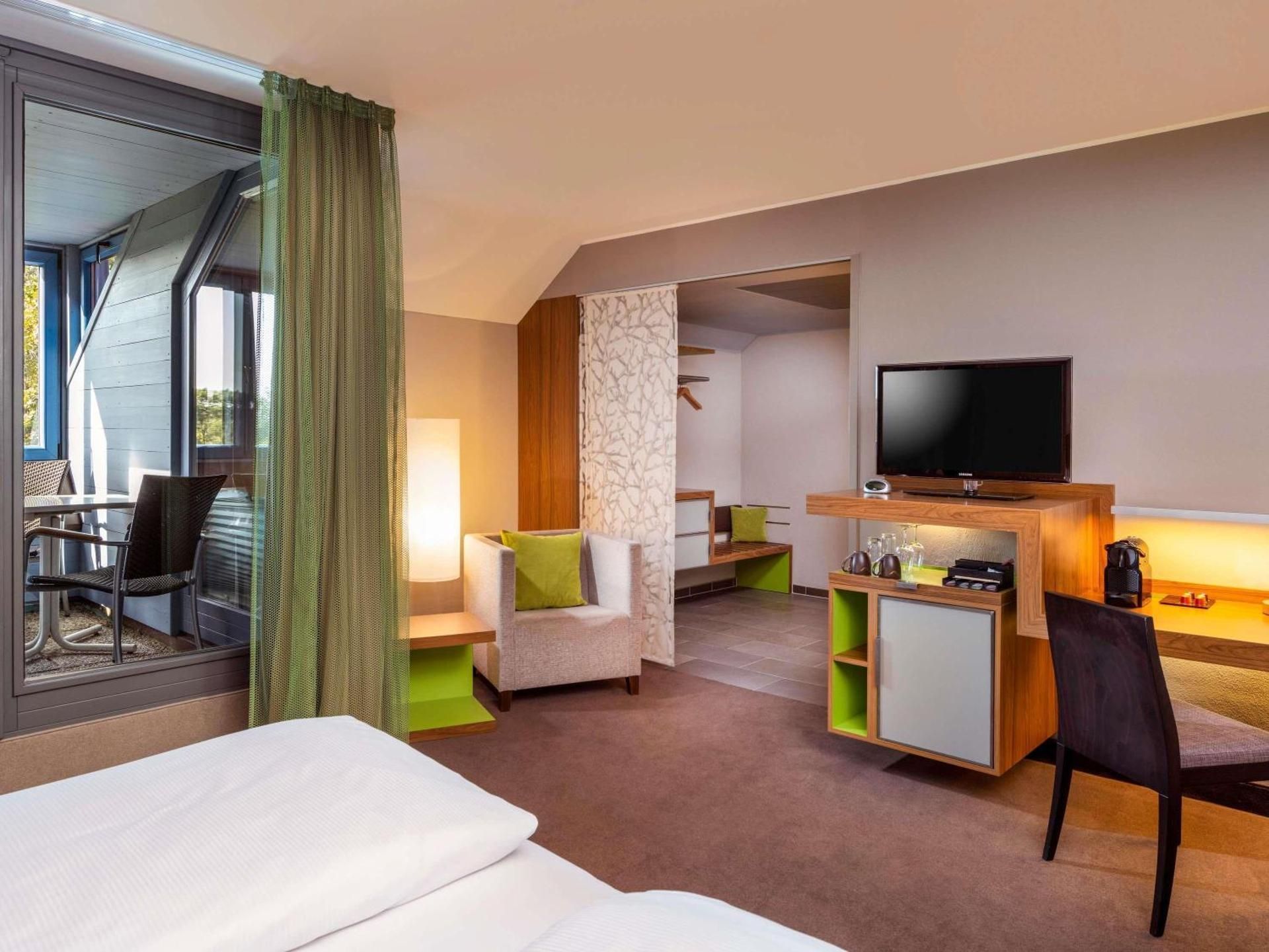 Sleep King Room