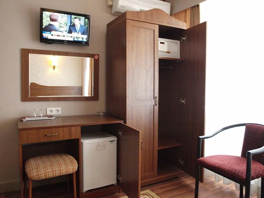 Hotel Nezih Istanbul Standard Double or Twin Room 2
