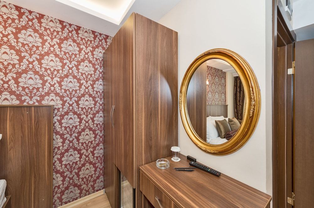 Marmara Place Old City Hotel Deluxe Double or Twin Room 4