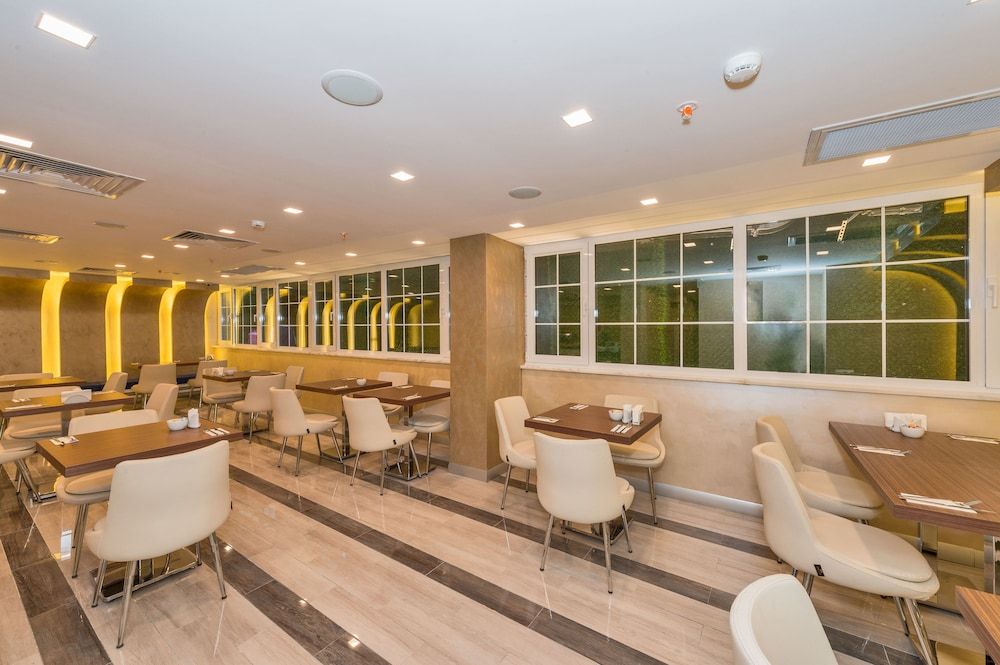 undefined Inntel Hotel Istanbul 10