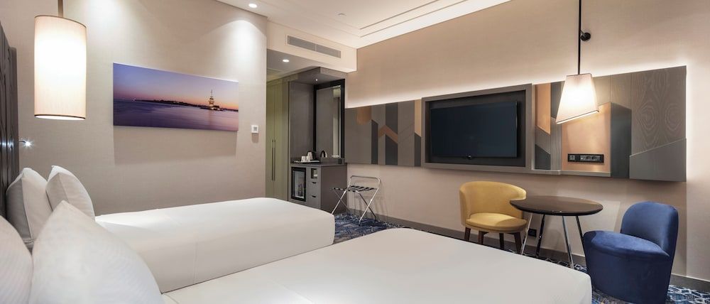 Hilton Istanbul Bakirkoy Room, 2 Twin Beds 4