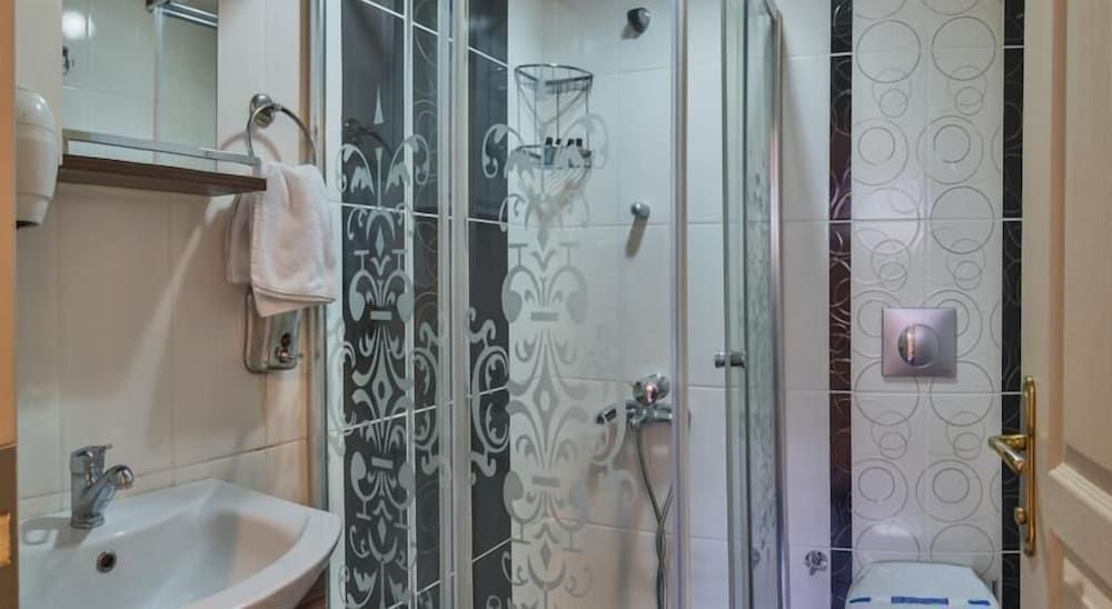 undefined Taxim Center Residence 4