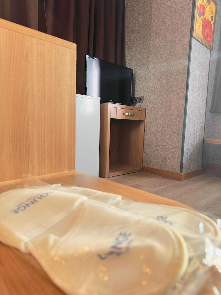 Lounge Boutique Hotel Deluxe Twin Room 8