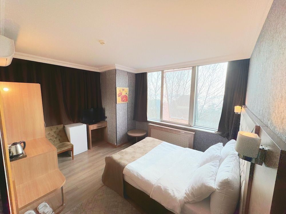 undefined Lounge Boutique Hotel