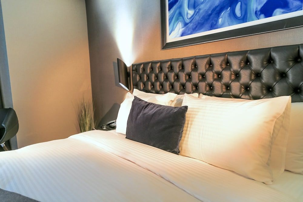 Barbera Hotel Deluxe Room 6