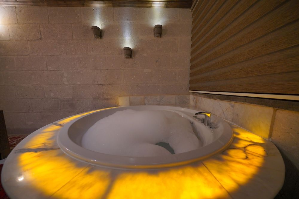 Goreme Valley Cave House Deluxe Double Room 18