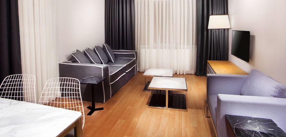 Superior Suite, 1 Bedroom, Balcony