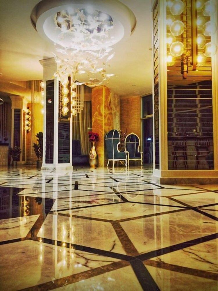 undefined Exelans Hotel 8