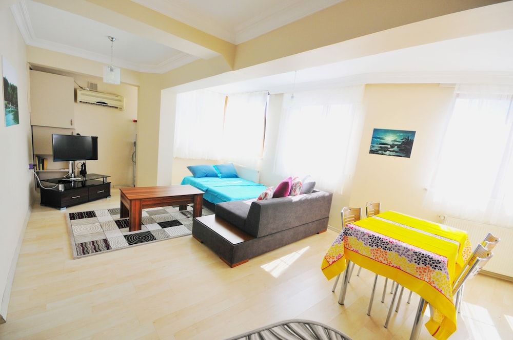 Kaya Apart Point Family Apartment, 1 King Bed with Sofa bed, Kitchen, City View 8