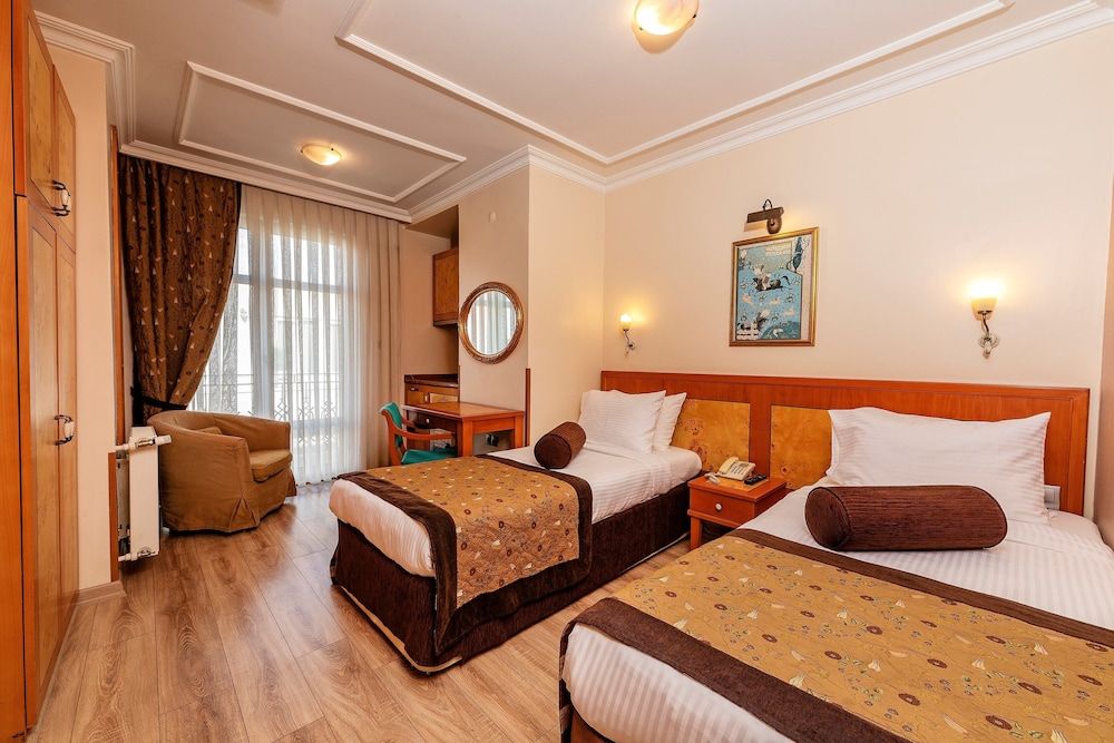 undefined Santa Ottoman Hotel 2