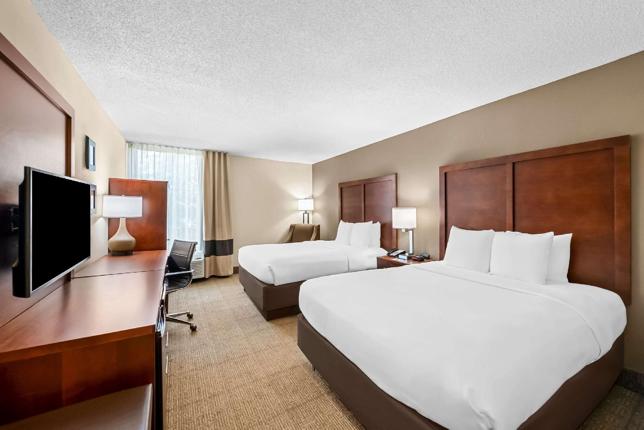 undefined Comfort Inn & Suites Durham near Duke University 7