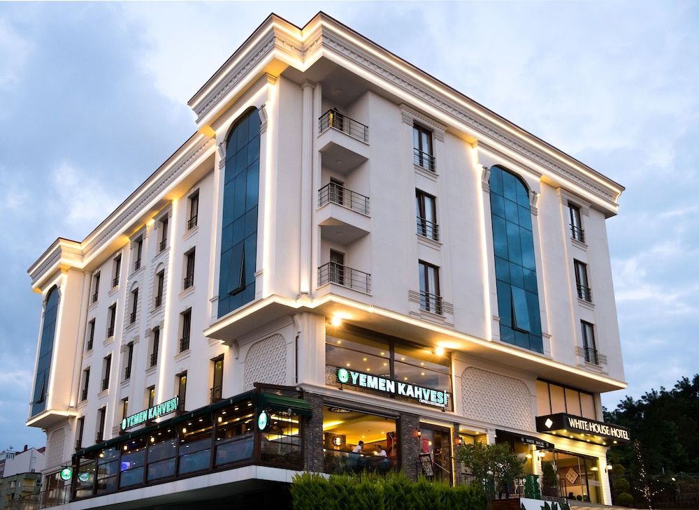 undefined White House Hotel 9