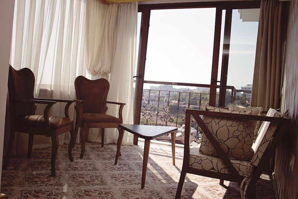 undefined Patron Hotel 4