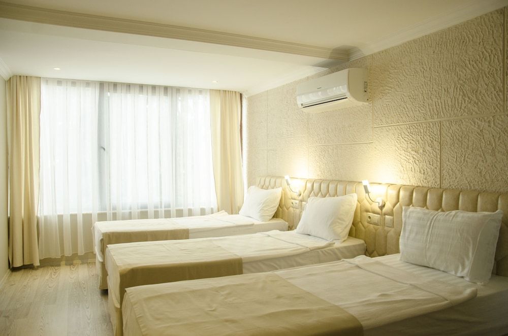 undefined Patron Hotel 2