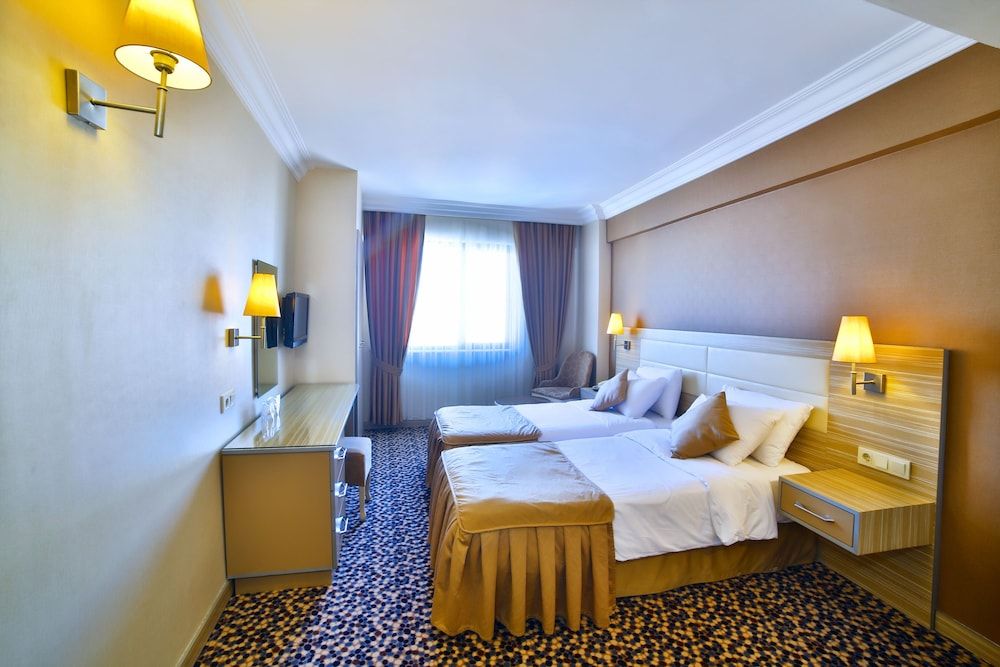 Hotel Grand Emin Double or Twin Room 5
