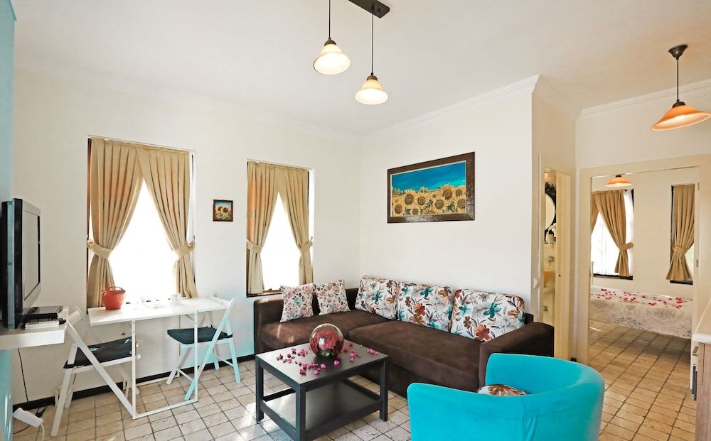 The Suite Apart Hotel Kaleiçi Junior Suite, 1 Bedroom, Kitchenette, Pool View 8