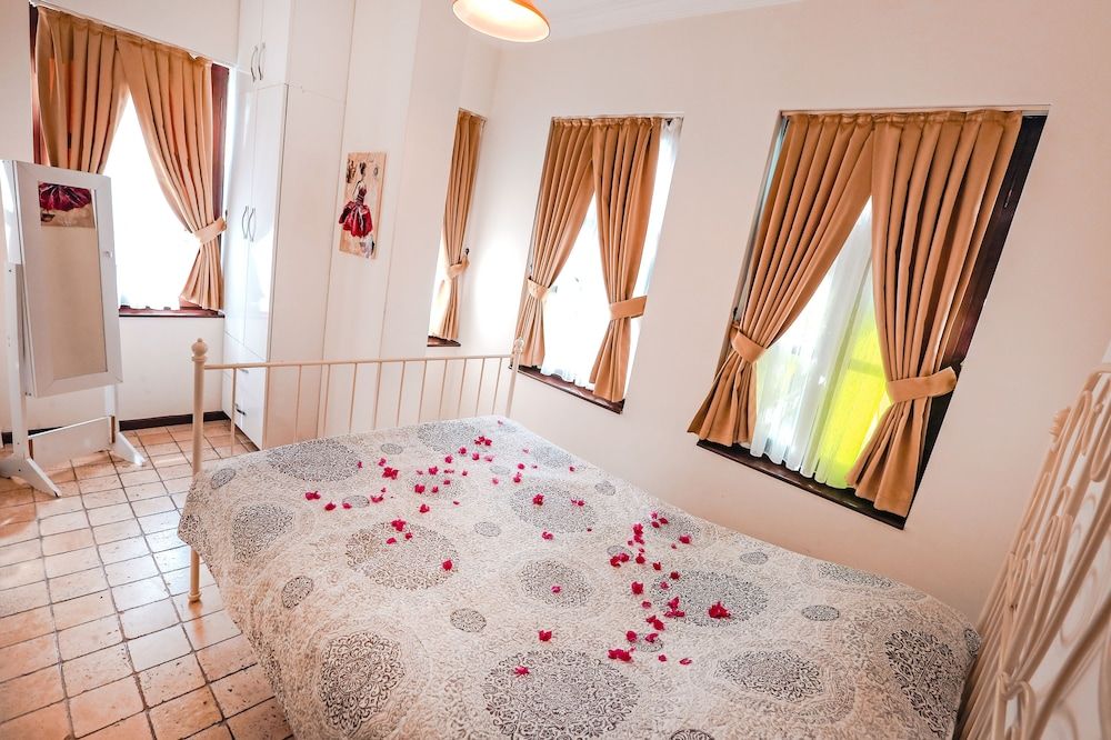 The Suite Apart Hotel Kaleiçi Junior Suite, 1 Bedroom, Kitchenette, Pool View 7