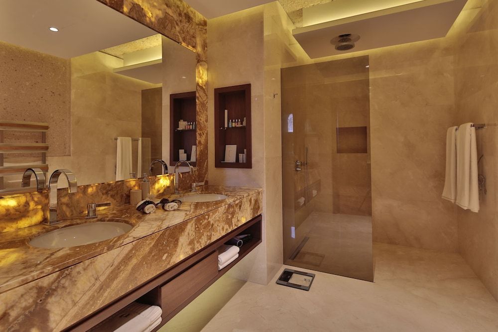 Ariana Sustainable Luxury Lodge - Special Class Deluxe Cave Room  ( BAU ) 6