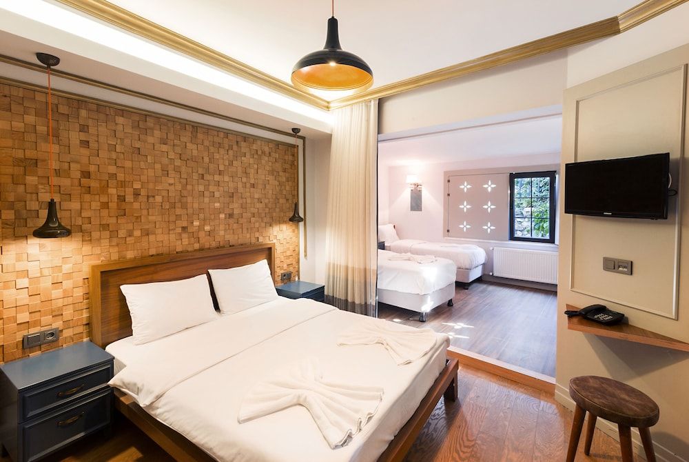 undefined Sublime Porte Hotel 2