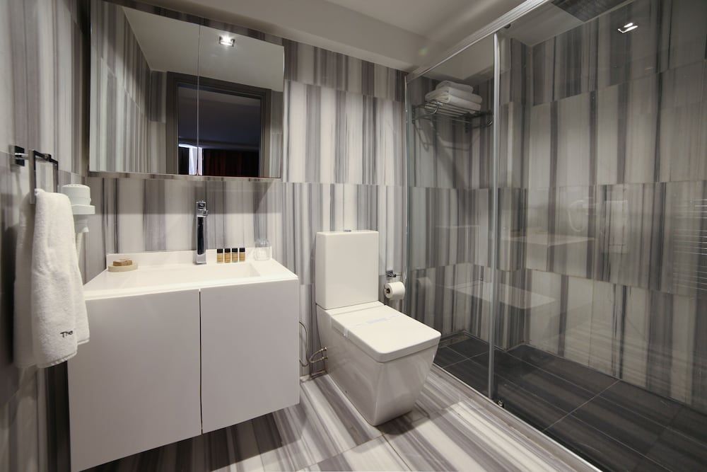 The Capital Hotel Economy Room 7