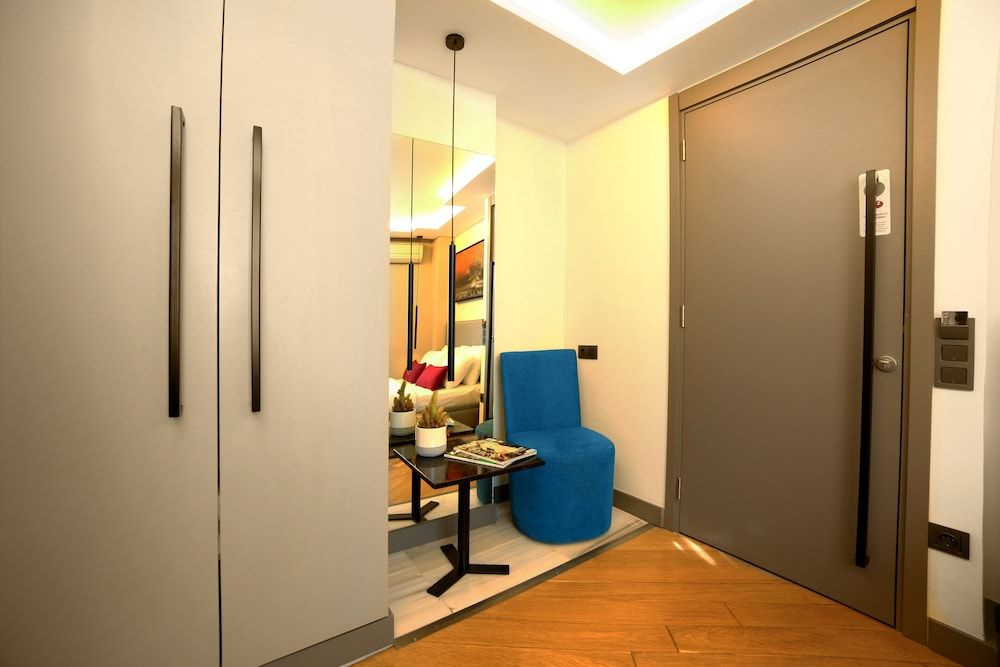 The Capital Hotel Economy Room 5