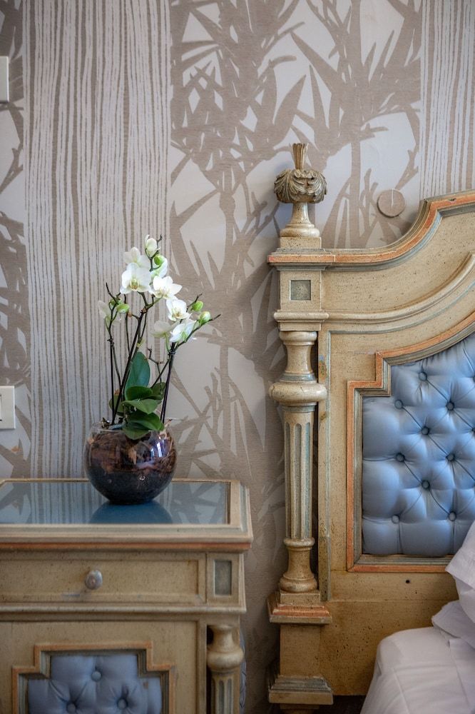 undefined Hotel Villa Flori 7