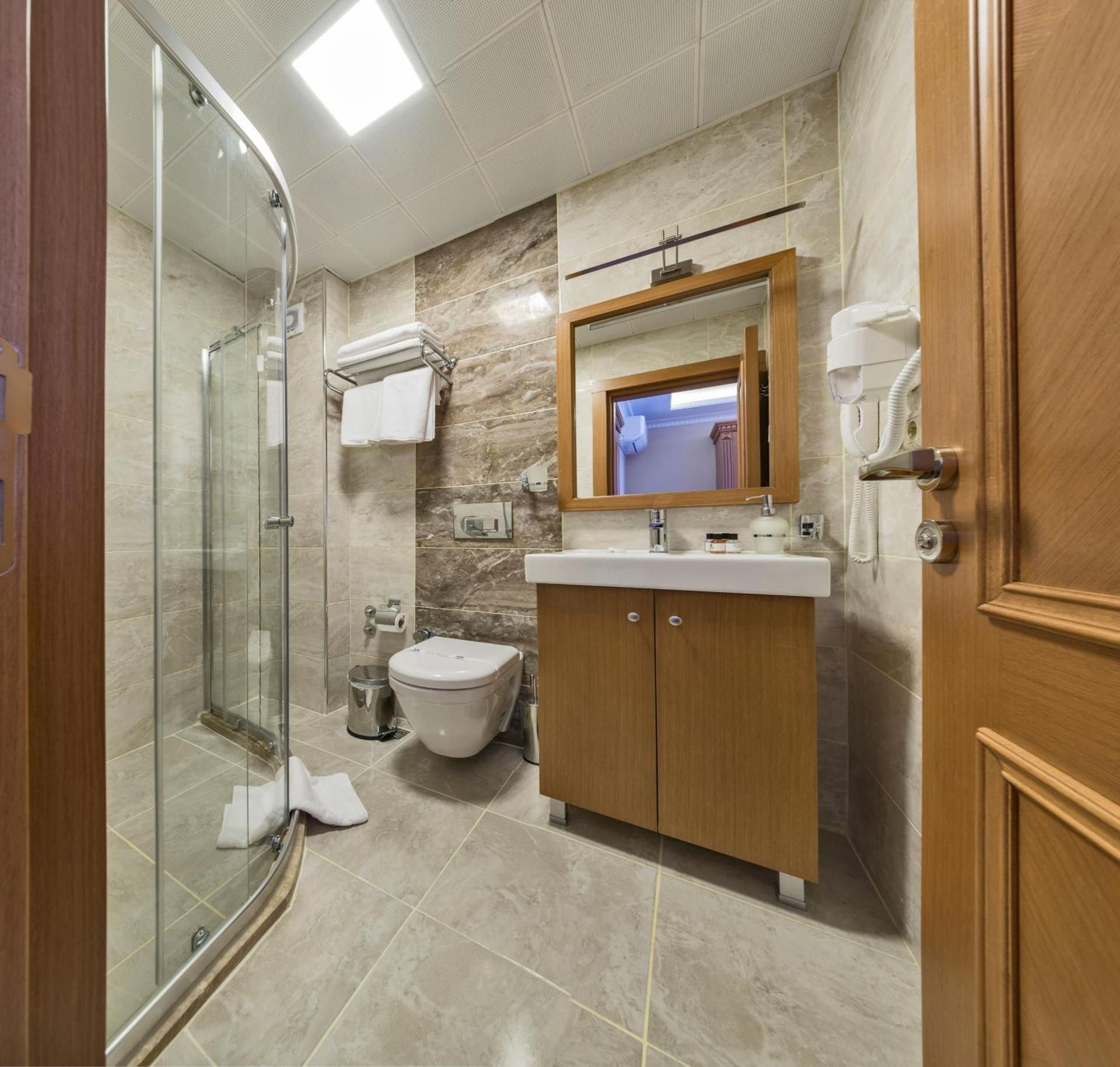 undefined Magnaura House Hotel 10