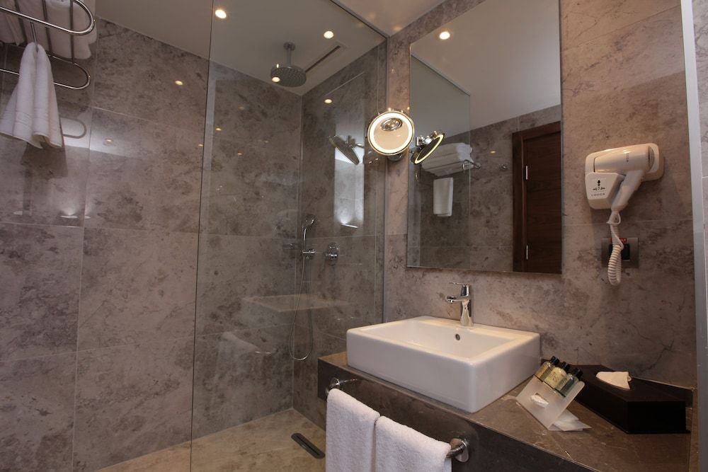 Bricks Hotel Istanbul Superior Room (Twin Bed) 6