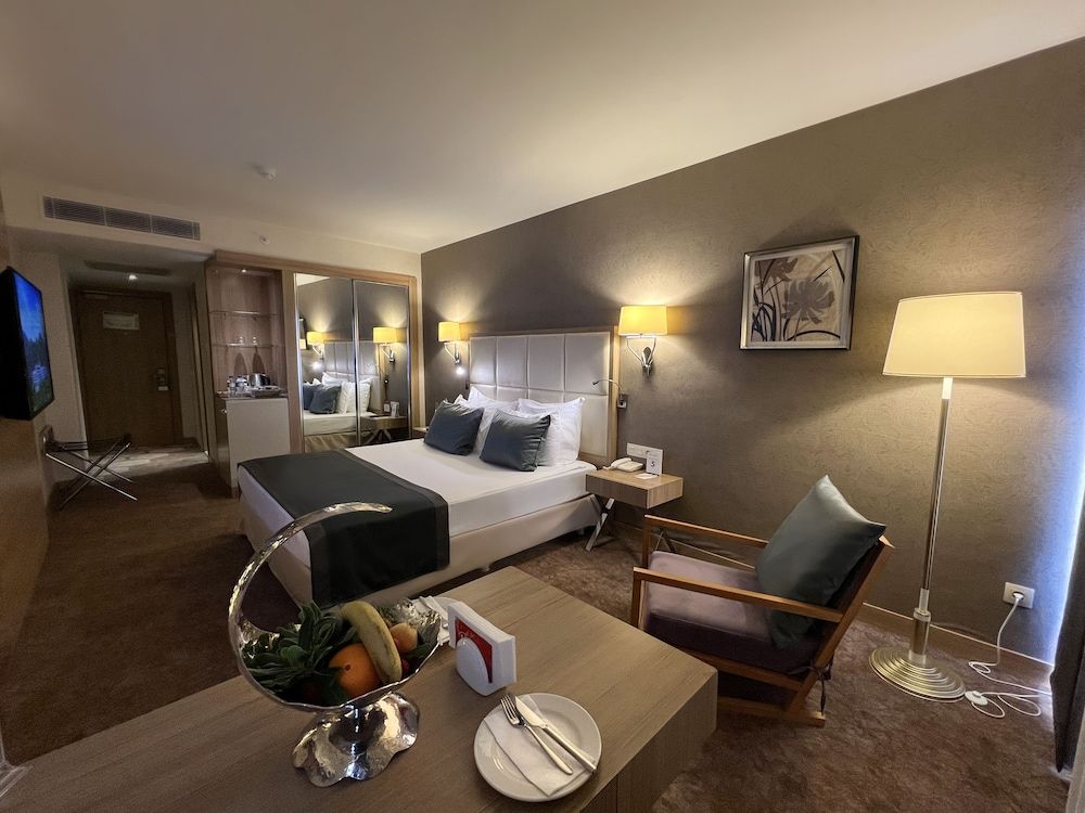 Kaya Izmir Thermal And Convention Deluxe Room