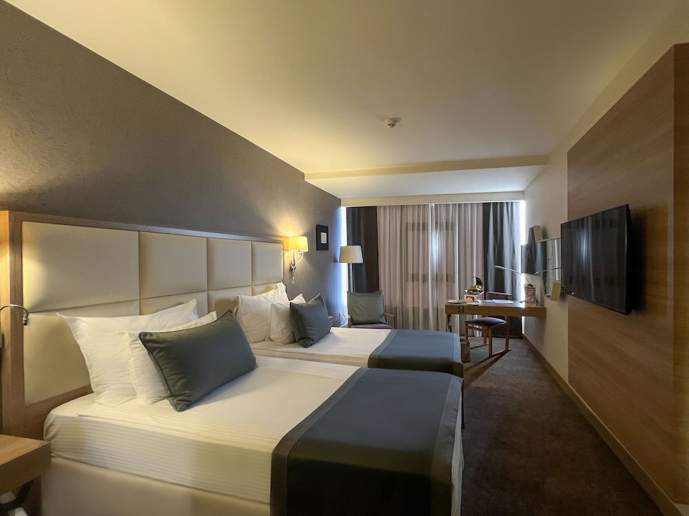 Kaya Izmir Thermal And Convention Deluxe Room 2