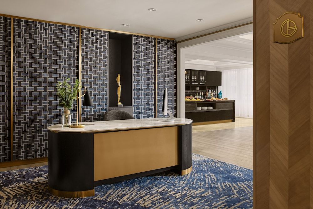 Executive Lounge