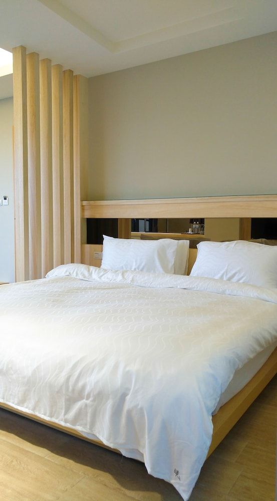 Sunny Stream Villa Exclusive Suite, Balcony 5