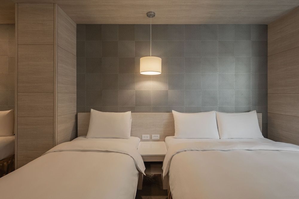 Elite Quadruple Room