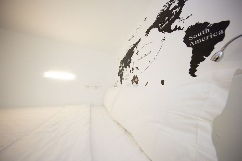 SleepBox Hotel - Ximen Standard Room, 1 Double Bed 3