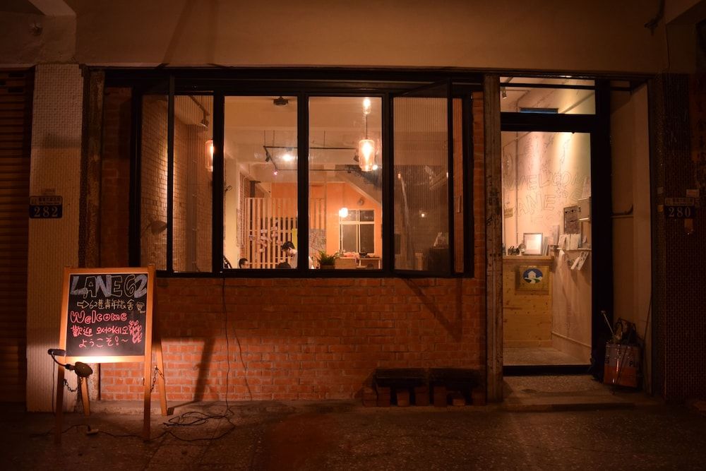Lane62 Hostel