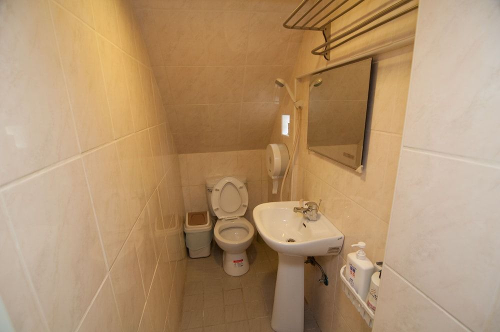 Mengqi Hostel Quadruple Room 8