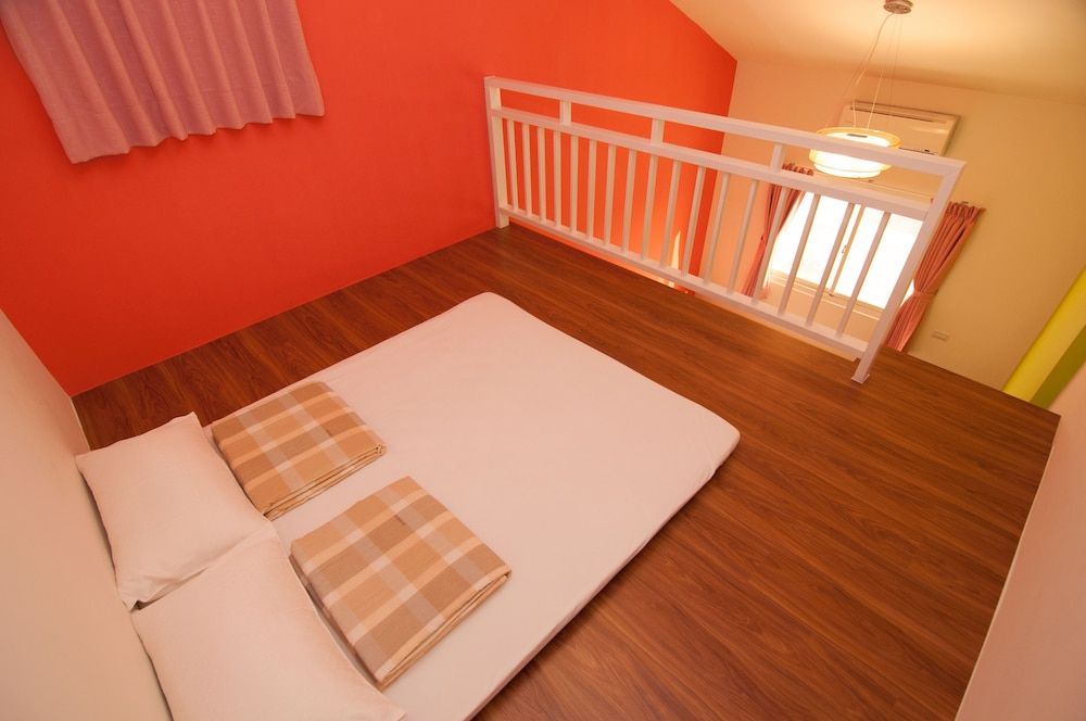 Mengqi Hostel Family Room (Classic) 2