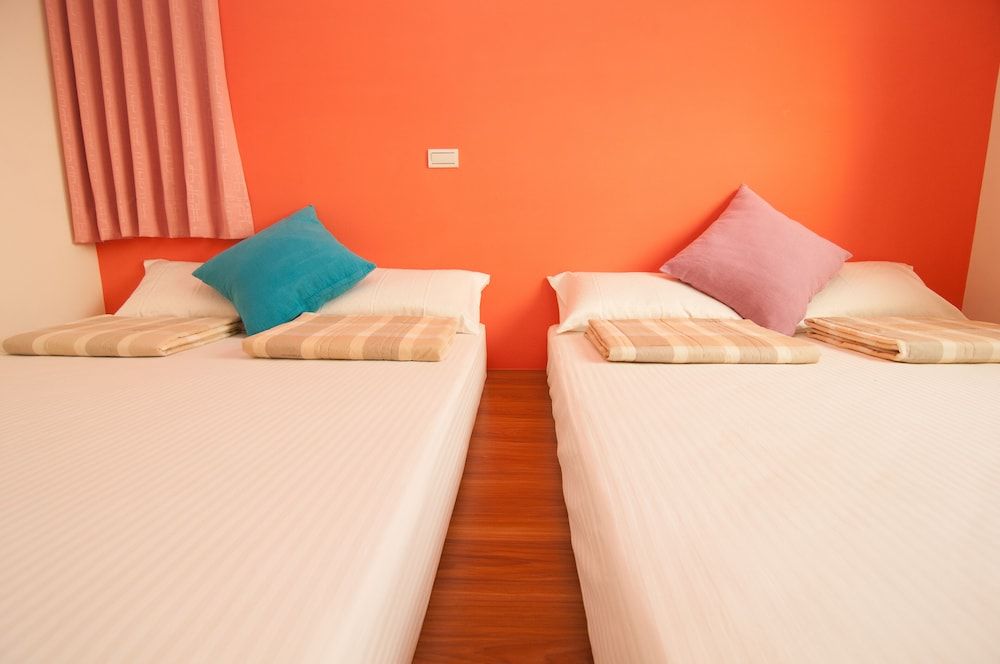 Mengqi Hostel Family Room (Classic) 4