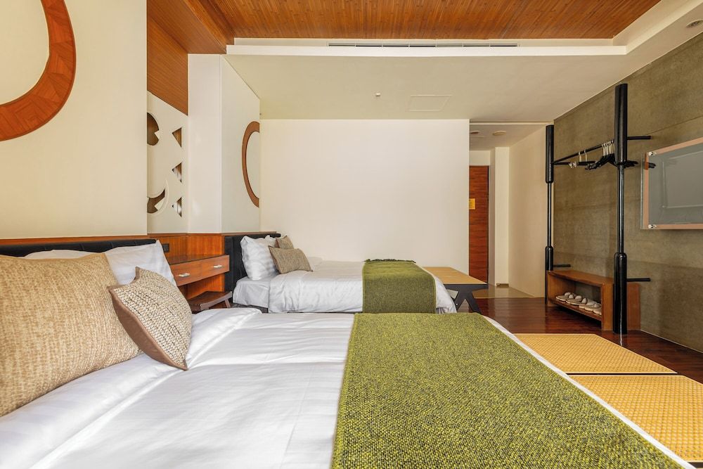 Quadruple room with balcony