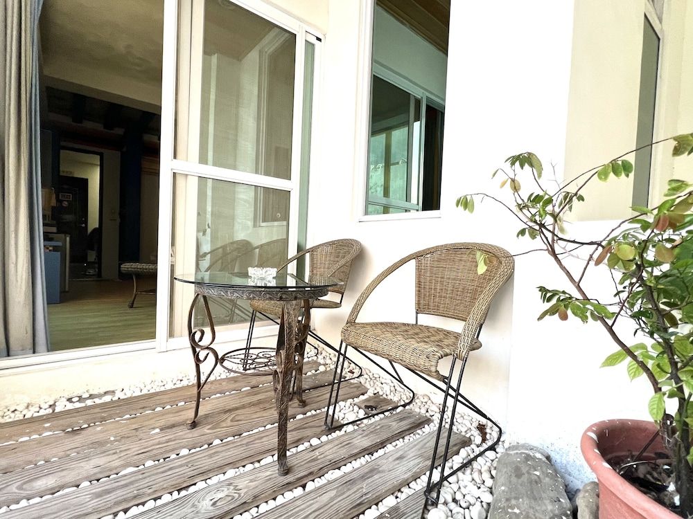 Ming-Jun Holiday Inn Standard Double Room, Mountainside 13