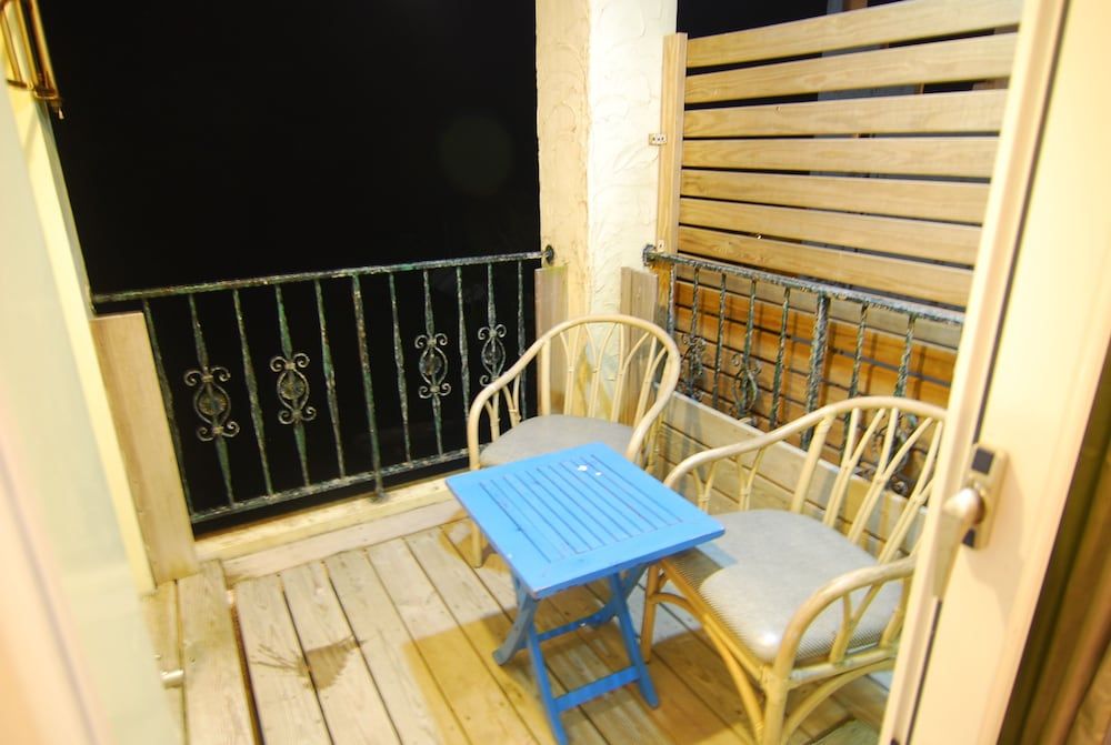 Ming-Jun Holiday Inn Standard Double Room, Mountainside 14